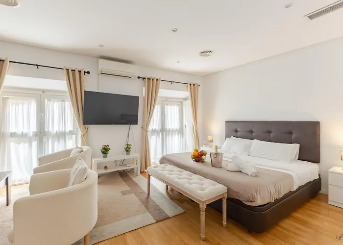 Mad Coco Aparts & Suites Sol Temporada